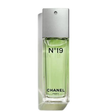 chanel n19 eau de toilette|chanel no 19 commercial.